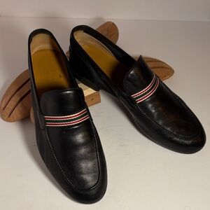 Gucci Black Leather Loafers with Red and Green Stripe